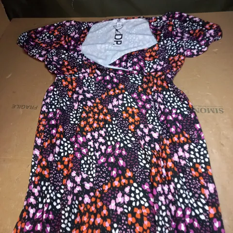 MILTI ANIMAL WEAP MIDI DRESS SIZE 16