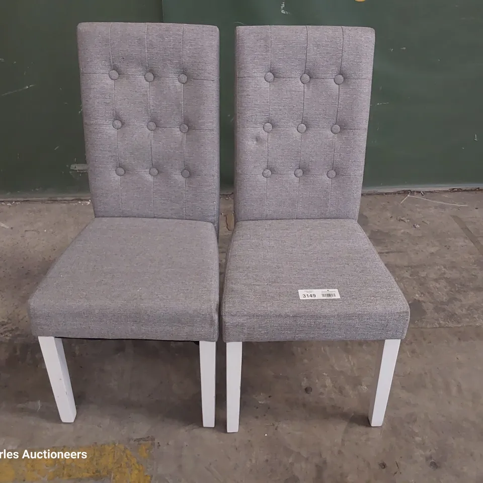 PAIR OF UPHOLSTERED BUTTONED BACK DINING CHAIRS GREY FABRIC ON WHITE PAINTED LEGS 