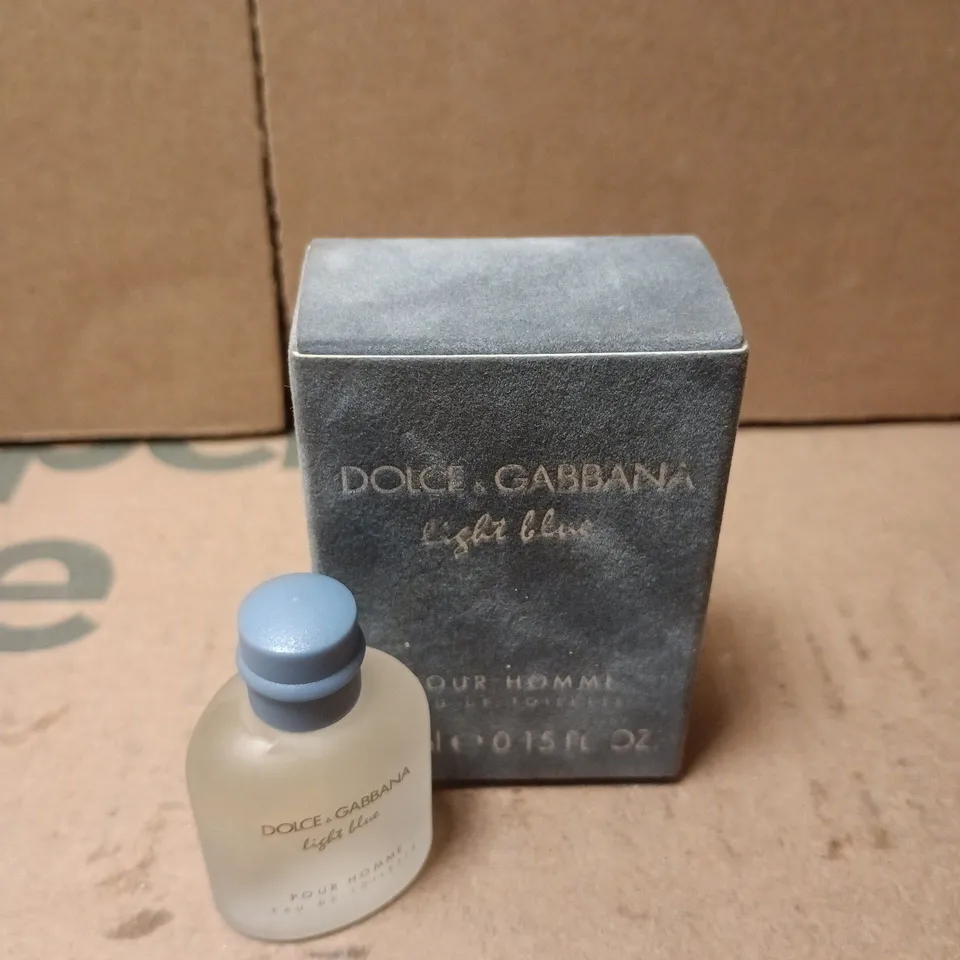 APPROXIMATELY 15 DOLCE & GABBANA POUR HOMME EAU DE TOILETTE BOTTLES - 4.5ML 