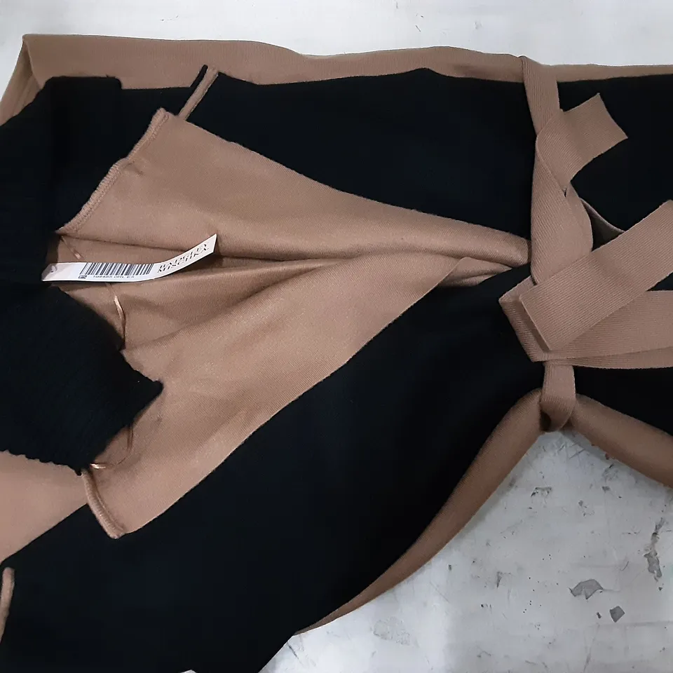 BOX CONTAINING 10 PCS BADGLEY MISCHKA , BROWN PONCHOS , SIZE 2XL 