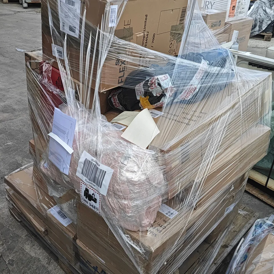 PALLET OF APPROXIMATELY 27 ASSORTED HOUSEHOLD ITEMS TO INCLUDE SHARK AND BERNINI