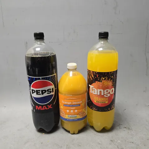 APPROXIMATELY 4 ASSORTED DRINKS ITEMS TO INCLUDE - PEPSI MAX , TANGO ORANGE , ORANGE SQUASH 