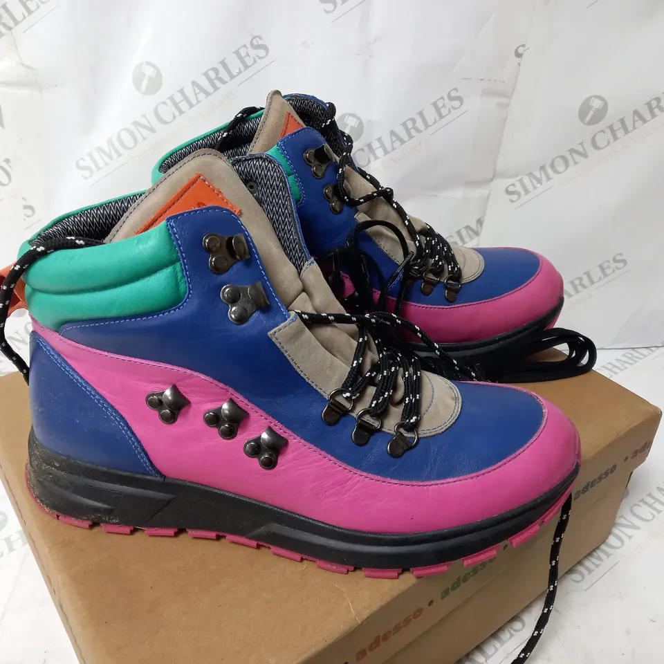 BOXED ADESSO RAINE WATERPROOF BOOTS, COLOURFUL - SIZE 8