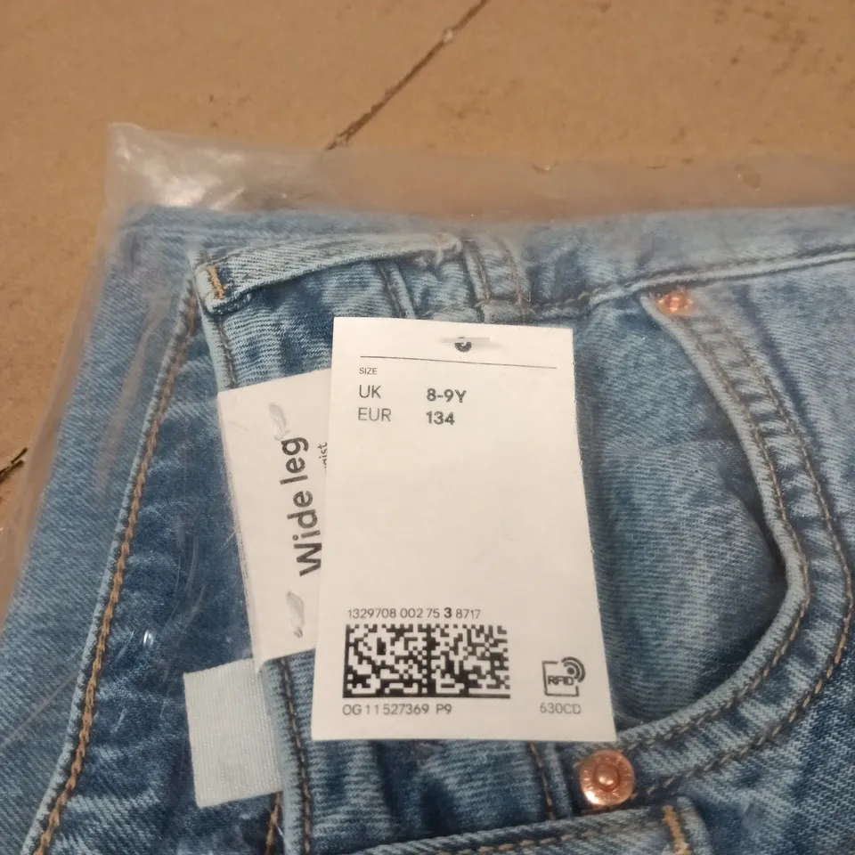 H & M WIDE LEG JEANS CHILDRENS UK 8 - 9 YEARS BAGGED TAGGED