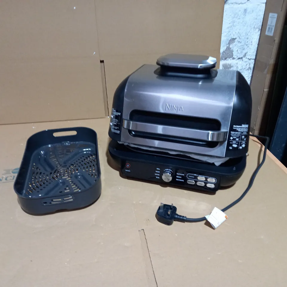 NINJA HEALTH GRILL & AIR FRYER (AG651UK)