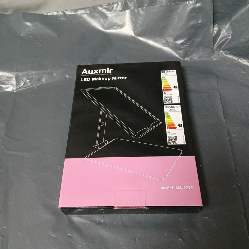 AUXMIR FOLDABLE LED MAKEUP MIRROR, MODEL BM-2219 (BOXED)