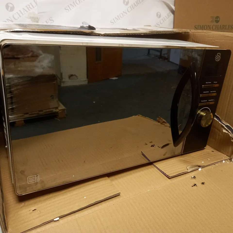 SWAN GATSBY WHITE AND GOLD 800W 23 LITRE DIGITAL MICROWAVE