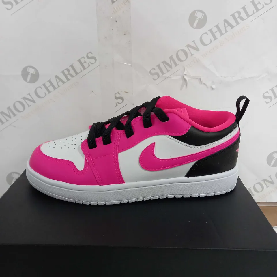BOXED JORDAN 1 LOW TRAINERS, FIERCE PINK - SIZE 2