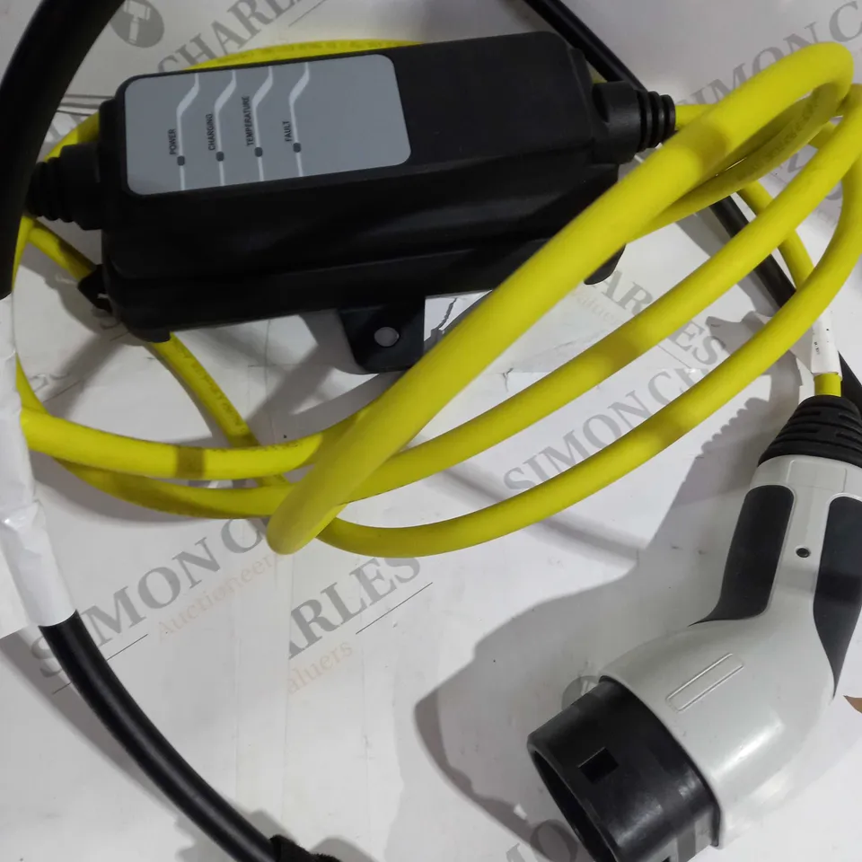 UNKNOW BRAND ELECTRIC CAR CHARGER 