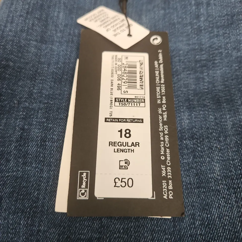 AUTOGRAPH WOMEN'S STRAIGHT HIGH RISE JEANS – UK 18, REGULAR LENGTH