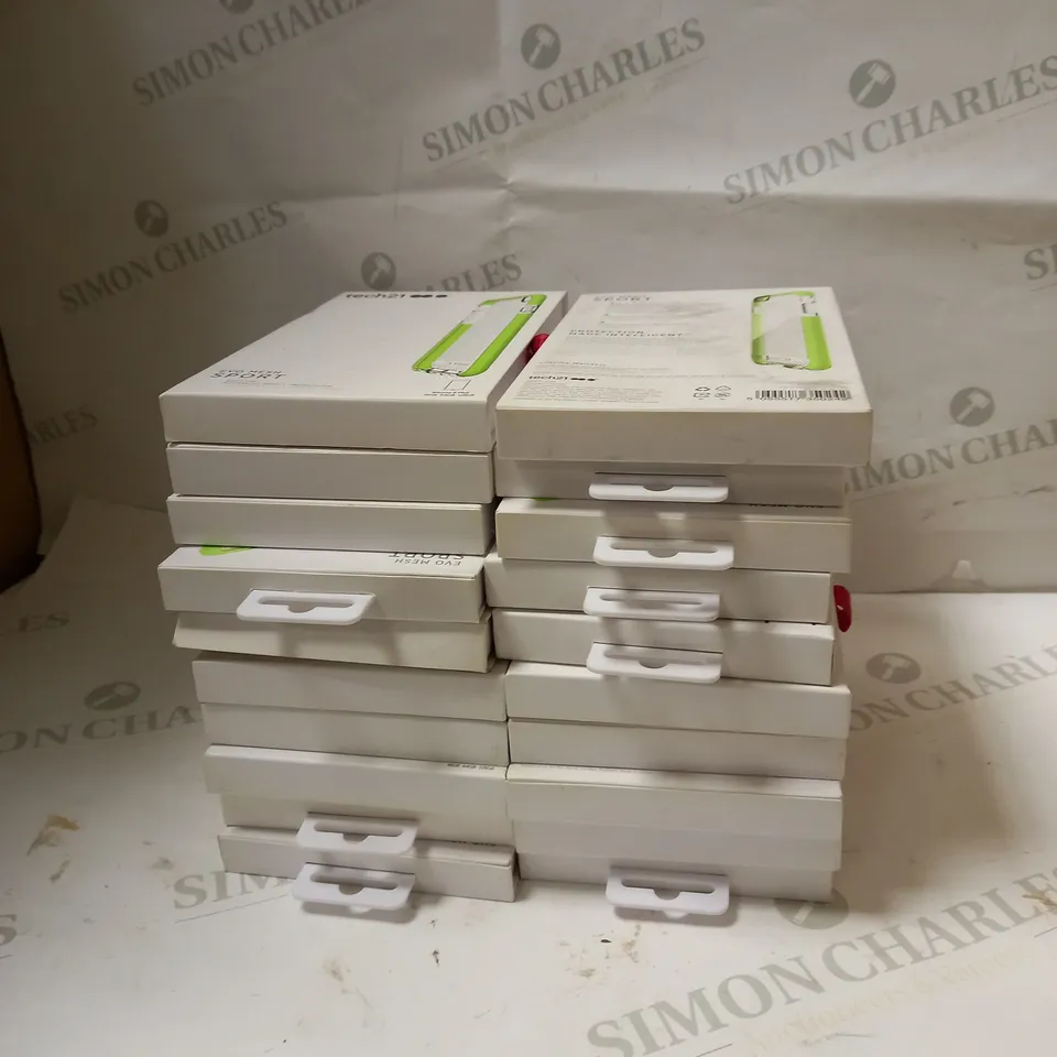 LOT OF APPROX 20 TECH21 EVO MESH SPORT IPHONE 6 PLUS CASES - CLEAR/LIME GREEN