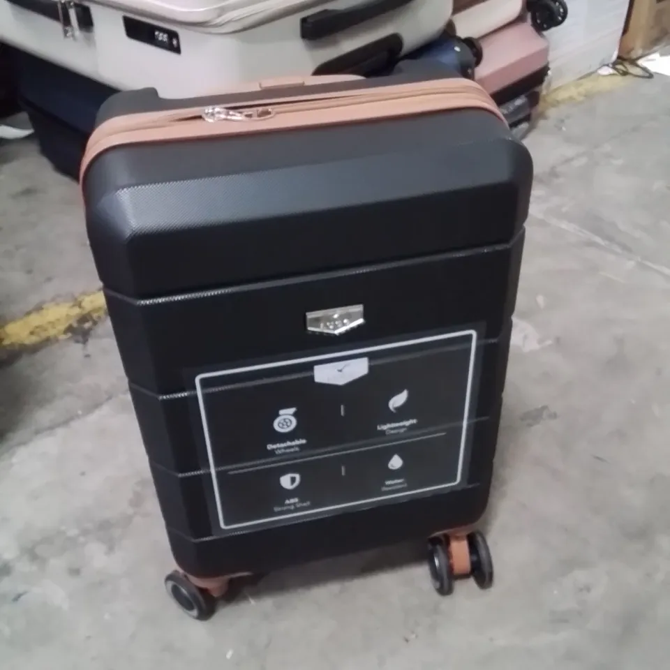 LUGG JETSET CABIN BAG BLACK AND BROWN 