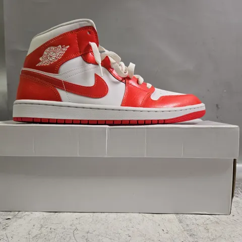 BOXED PAIR OF NIKE WOMEN'S AIR JORDAN 1 MID SHOES IN RED/WHITE SIZE UK 9.5