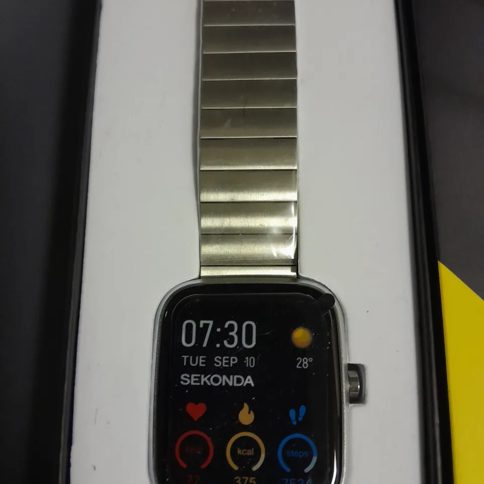 BOXED SEKONDA MOTION PLUS SMARTWATCH