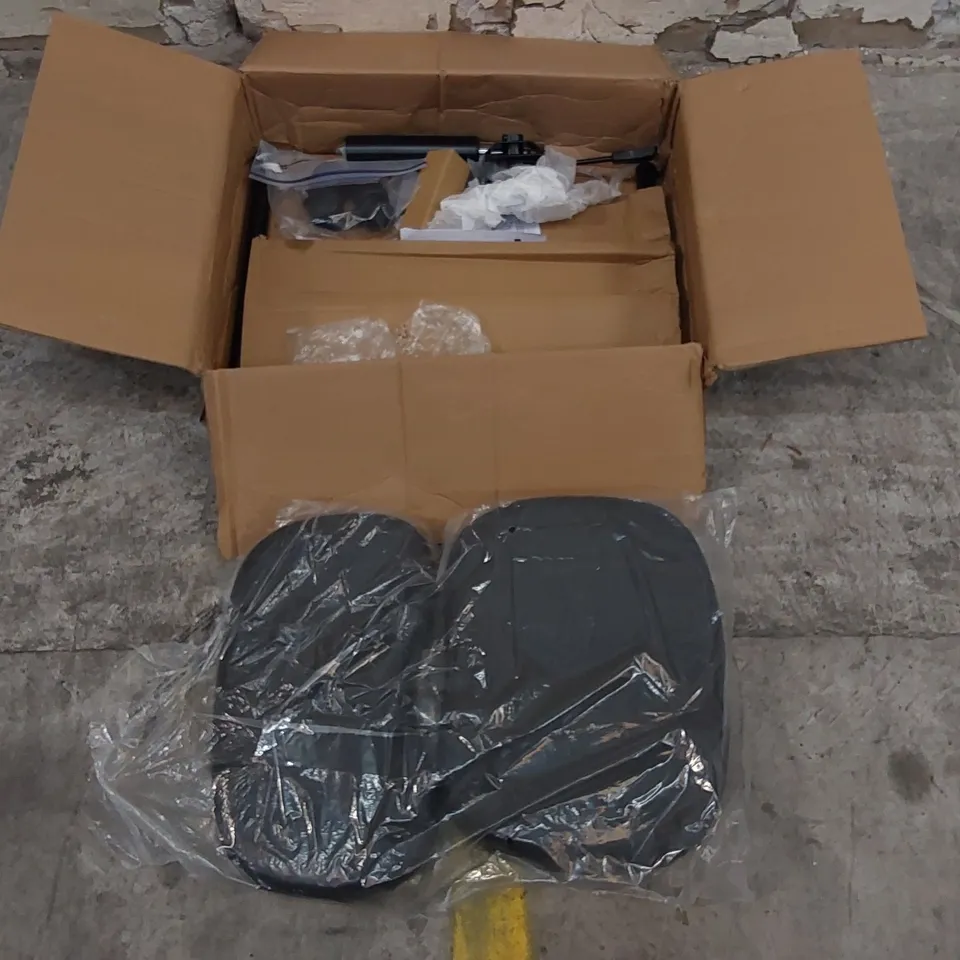 BOXED KNEELING CHAIR - BLACK (1 BOX)