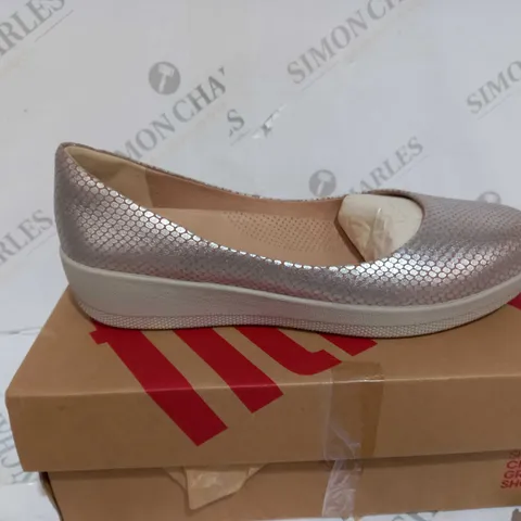FITFLOP SUPERBALLERINA SILVER LEATHER PUMPS SHOES - UK SIZE 7