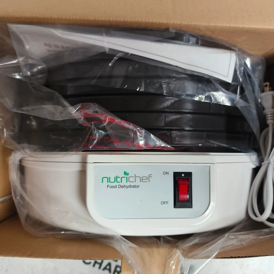NUTRICHEF FOOD DEHYDRATOR – BOXED PKFD12