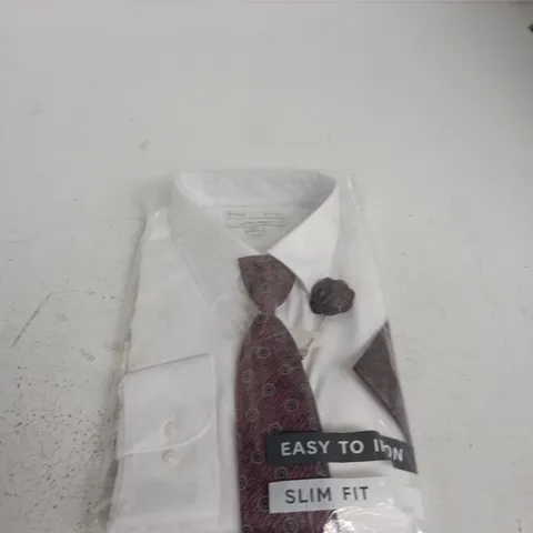 M&S SLIM FIT WHITE COTTON-BLEND SHIRT, COLLAR 16½ – INCLUDES BURGUNDY TIE (UK 16½)