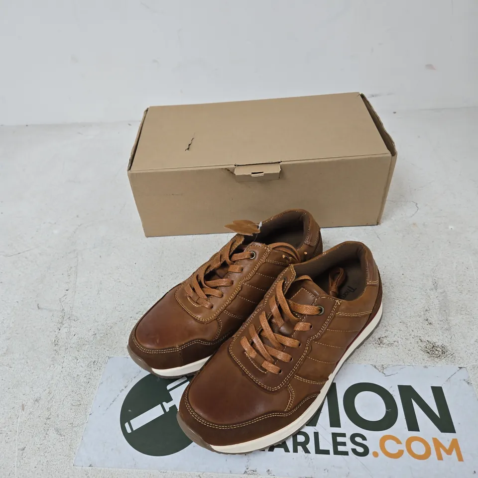 THOMAS BLUNT UK 7 BROWN TRAINERS