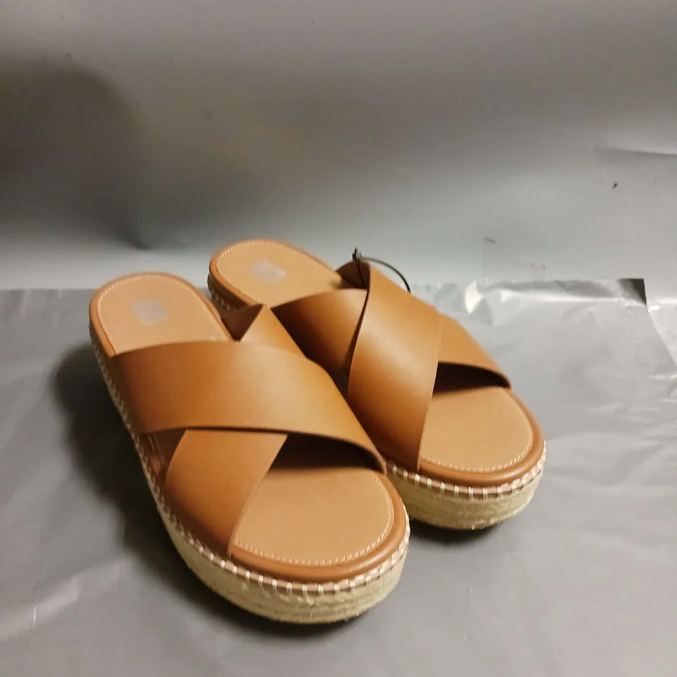 FITFLOP WEDGE SANDALS BROWN SIZE 6