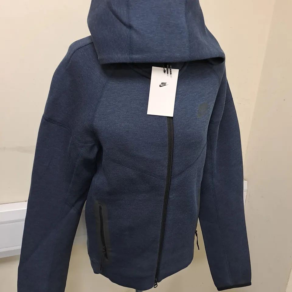 NIKE TECH FLEECE HOODIE SIZE XS 