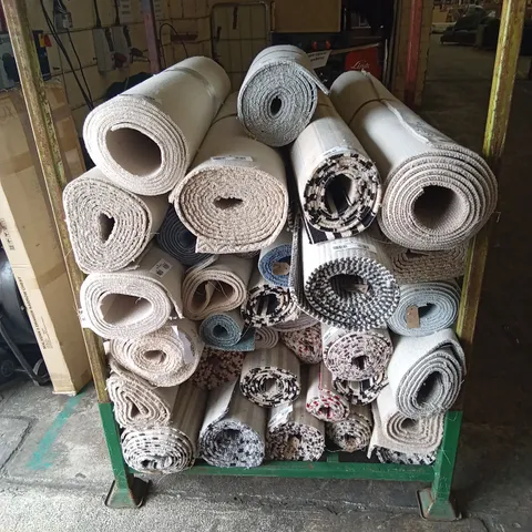 PALLET OF APPROXIMATELY 33 SMALL ROLLS OF DESIGNER CARPET