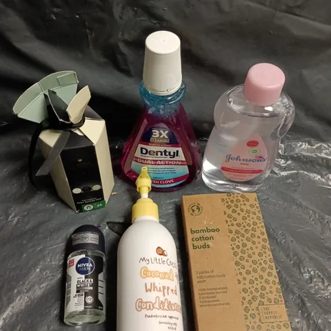APPROXIMATELY 15 ASSORTED HEALTH & BEAUTY PRODUCTS TO INCLUDE DENTYL MOUTHWASH, BAMBOO COTTON BUDS, WHIPPED CONDITIONER ETC 