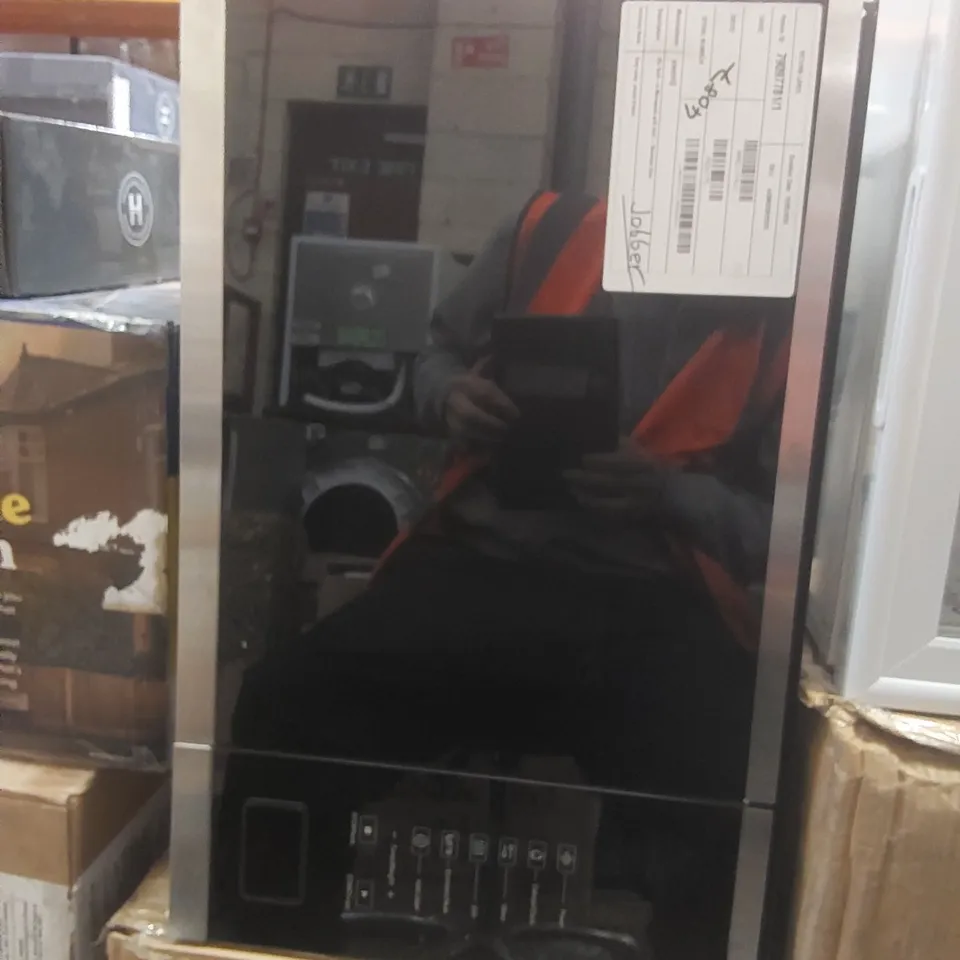 Fridge / Beverage Cooler with Glass Door – Stainless Steel Frame
