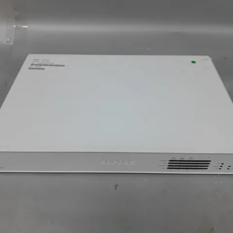 SOPHOS XG 135W FIREWALL SECURITY SYSTEM