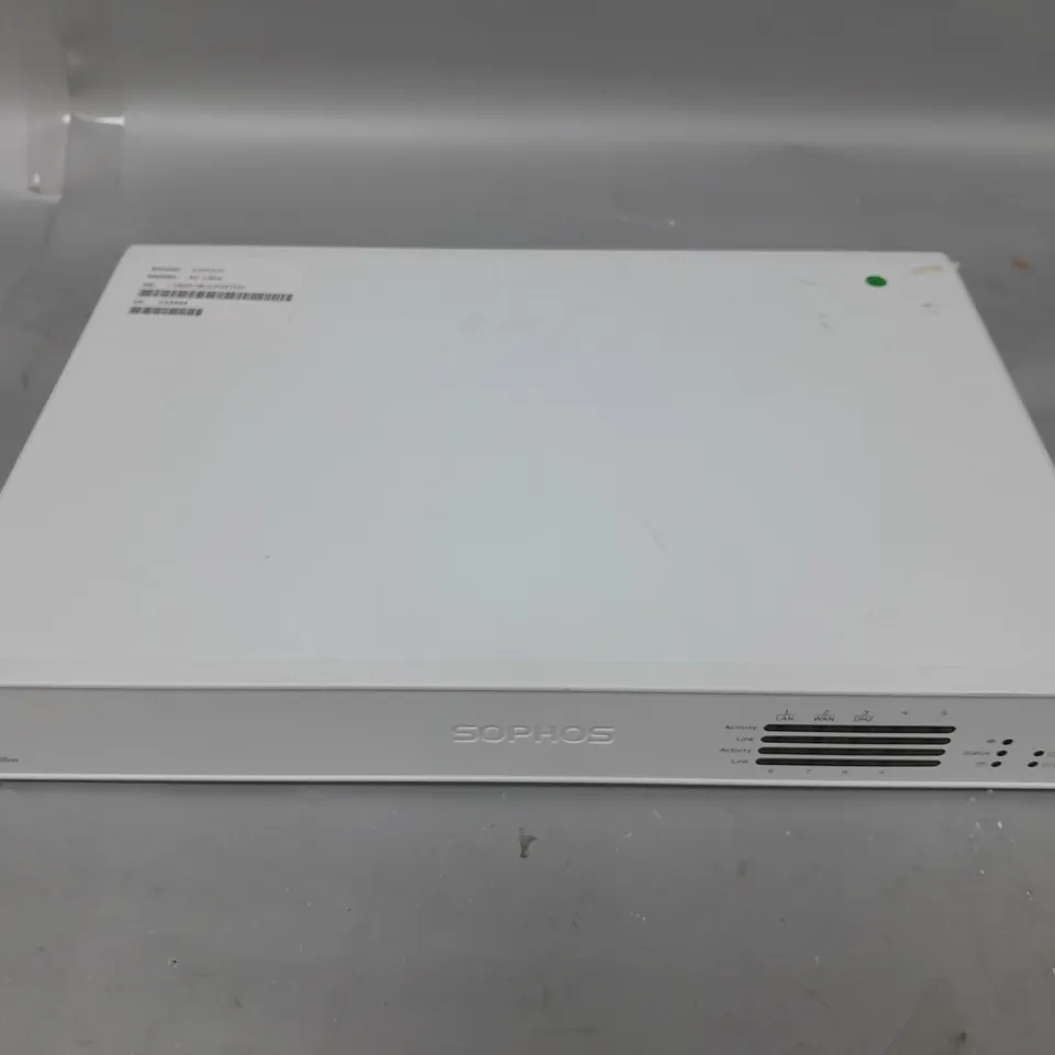 SOPHOS XG 135W FIREWALL SECURITY SYSTEM