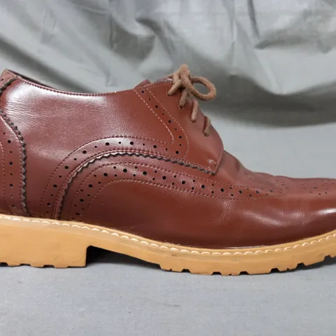 BOXED PAIR OF ATTIX SHOES IN BROWN SIZE UNSPECIFIED