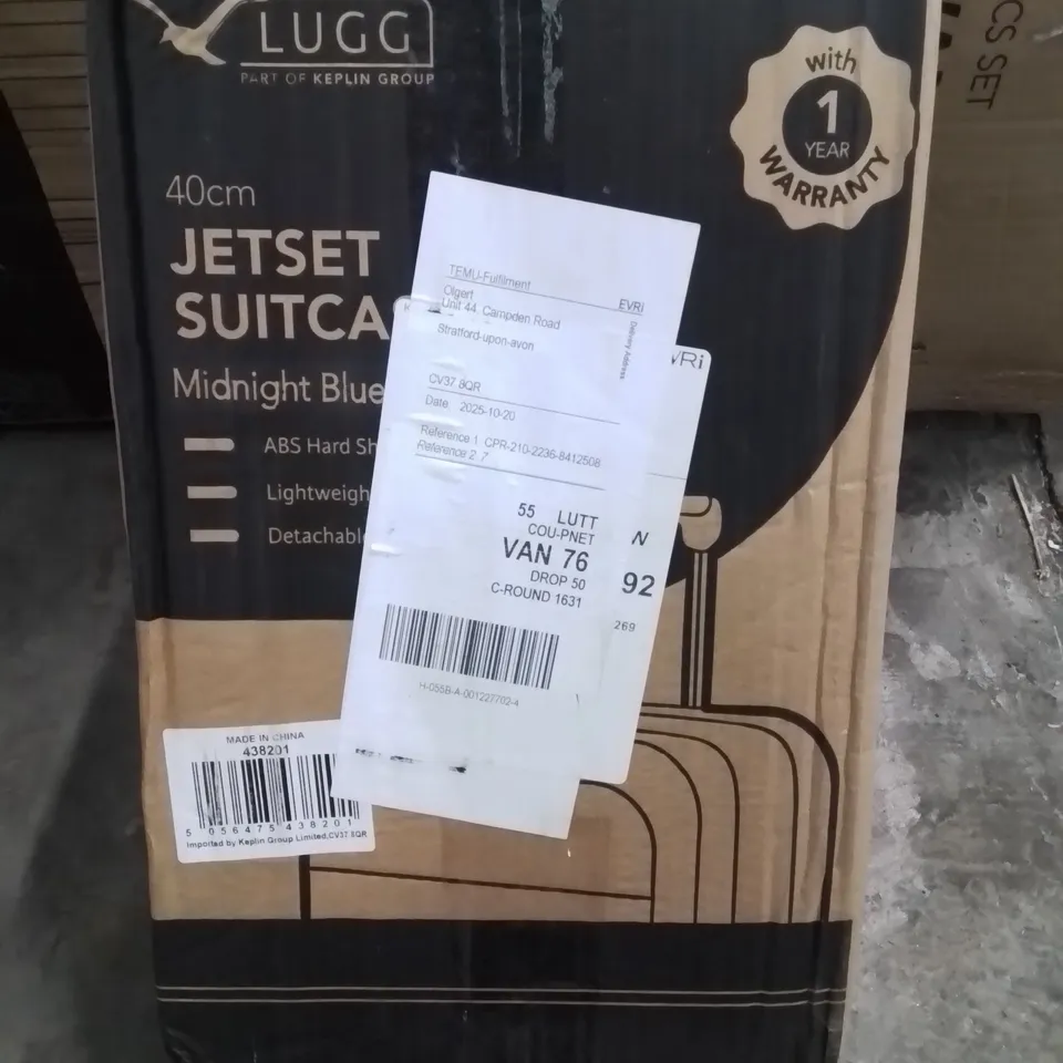 BOXED LUGG JETSET SUITCASE