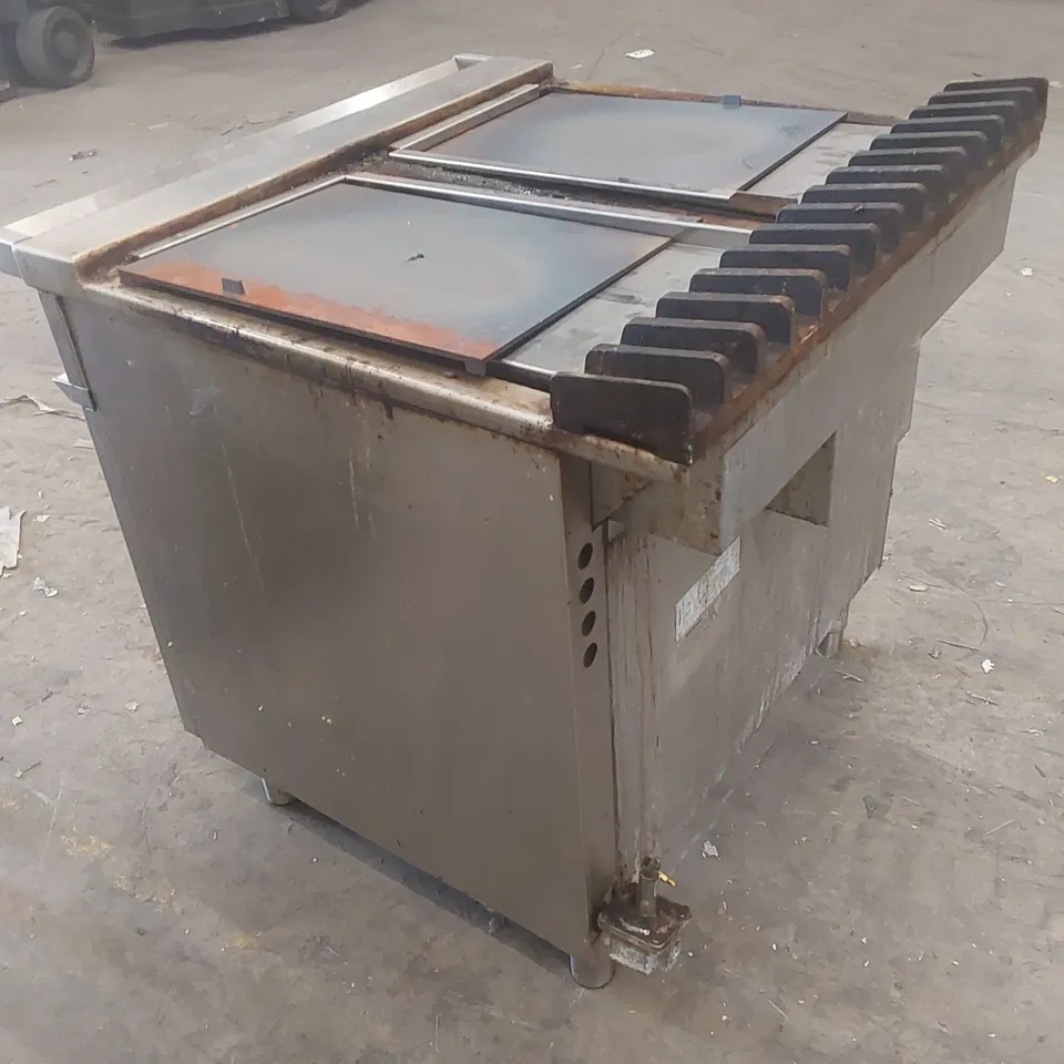 FALCON G1006FX TB CHIEFTAIN TWIN BULLSEYE SOLID TOP OVEN RANGE
