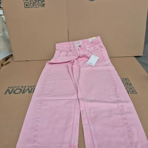 PULL&BEAR PINK DENIM JEANS – UK 6 (EU 34, US 2)