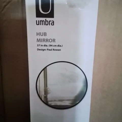 BRAND NEW UMBRA HUBBA ROUND MIRROR