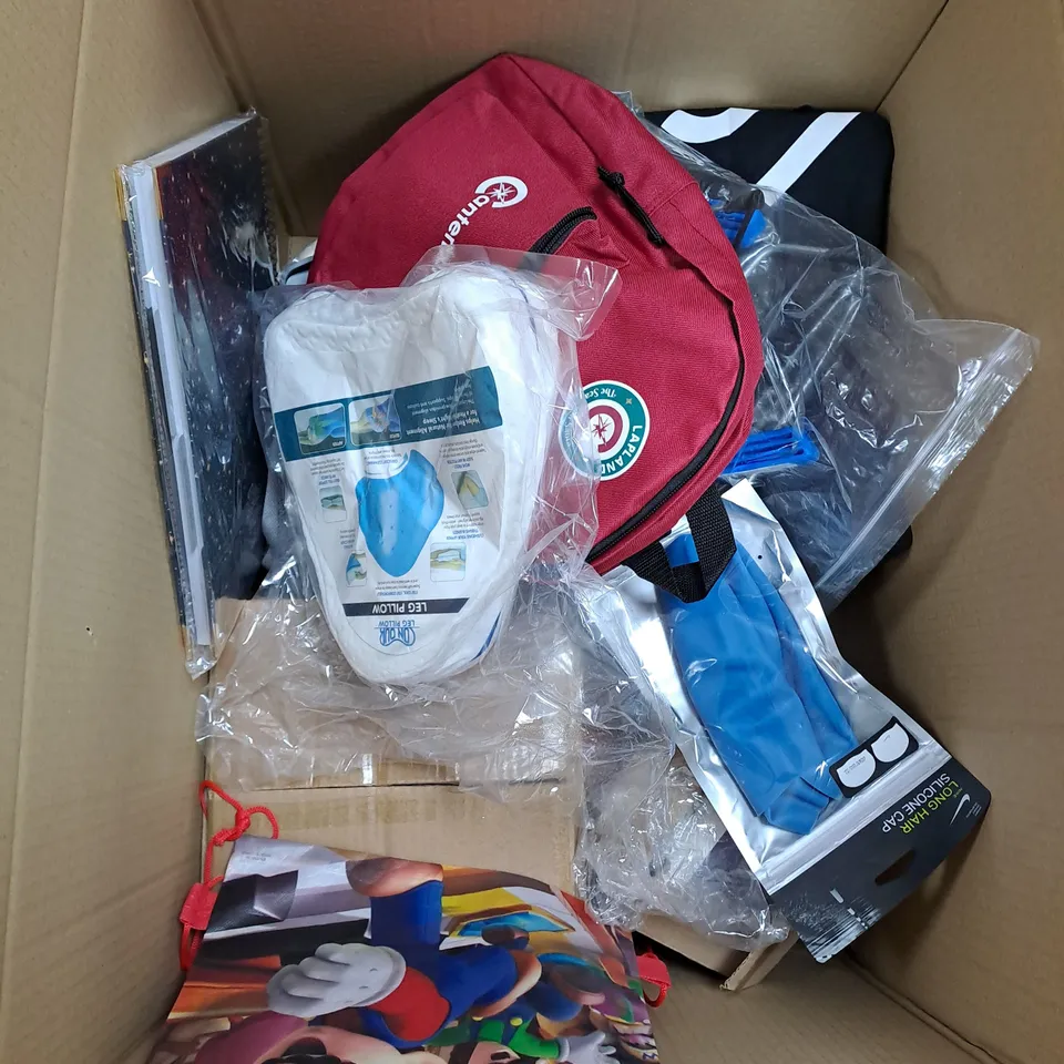 BOX OF APPROXIMATELY 10 ASSORTED ITEMS TO INCLUDE NIKE SWIMMING CAP, LEG PILLOW, TRAVEL BAG ETC