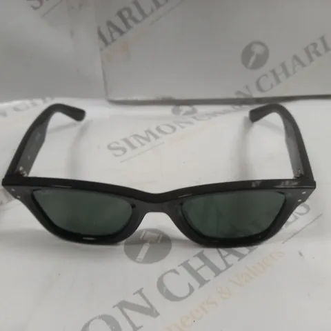 RAY-BAN WAYFARER REVERSE SUNGLASSES