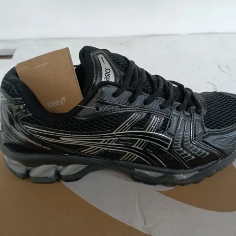 OASICS GEL-KAYANO 14 SIZE 8.5 (BLACK/GREY)