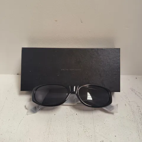BOXED VINCENT BOULEVARD MULLHOLLAND SUNGLASSES