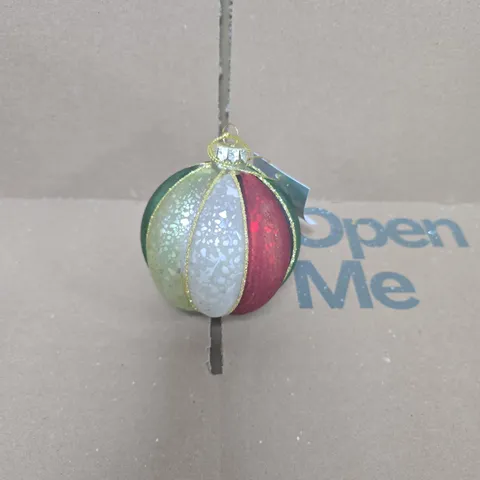 LOT OF APPROXIMATELY 24 GISELA GRAHAM HANGING TREE ORNAMENTS