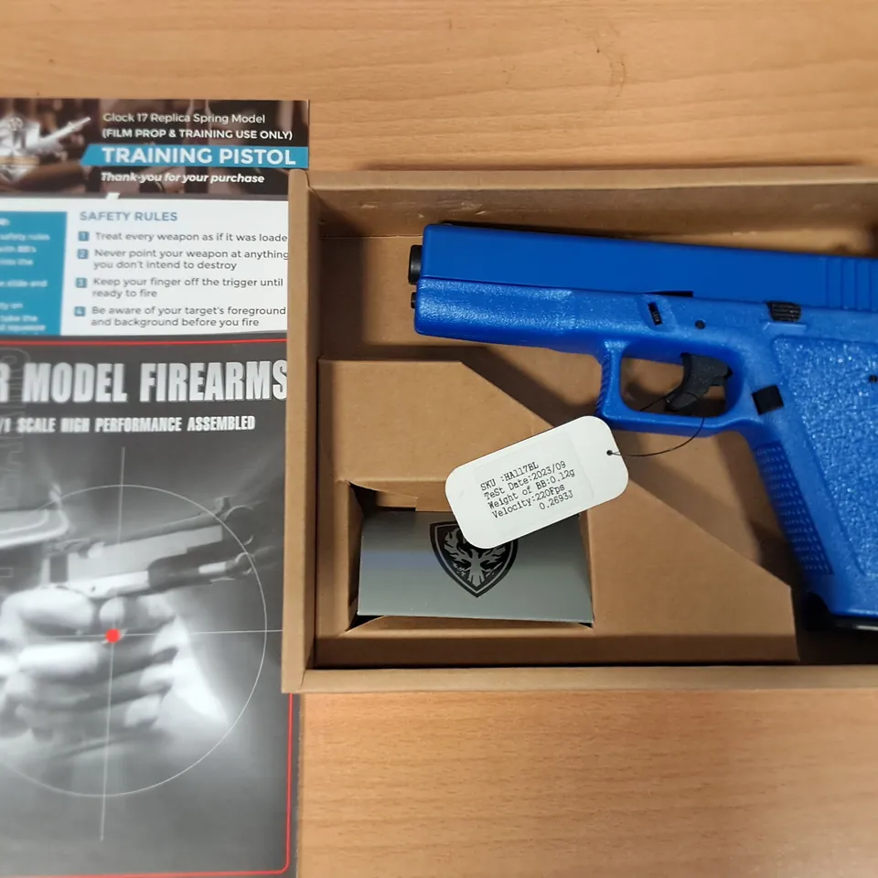 BOXED HFC 6MM SPRING POWERED AIRSOFT PISTOL