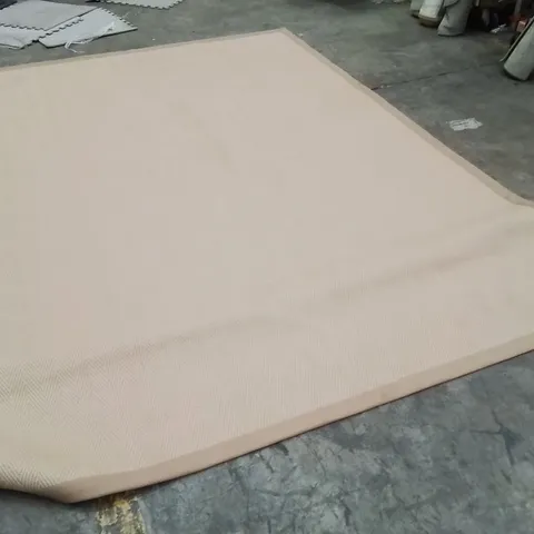 QUALITY DESIGNER AREA RUG - APPROXIMATELY 290X200CM