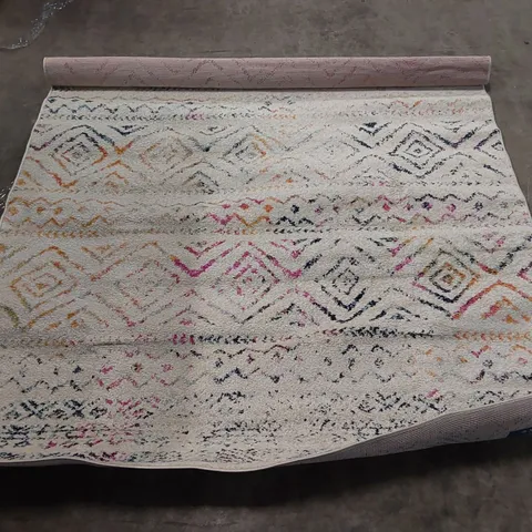 BRAND NEW BAGGED SAFAVIEH TULUM RUG - 230 x 160cm