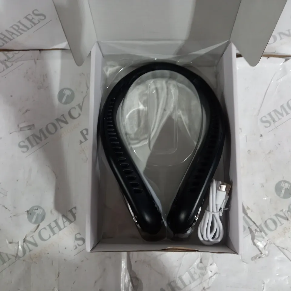 BOXED NECK FAN IN BLACK