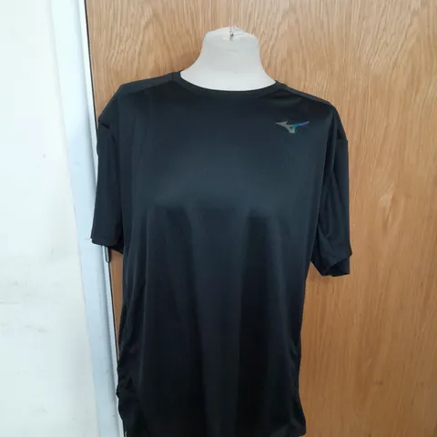 MIZUNO TWO LOOPS 8 TEE IN BLACK SIZE XL