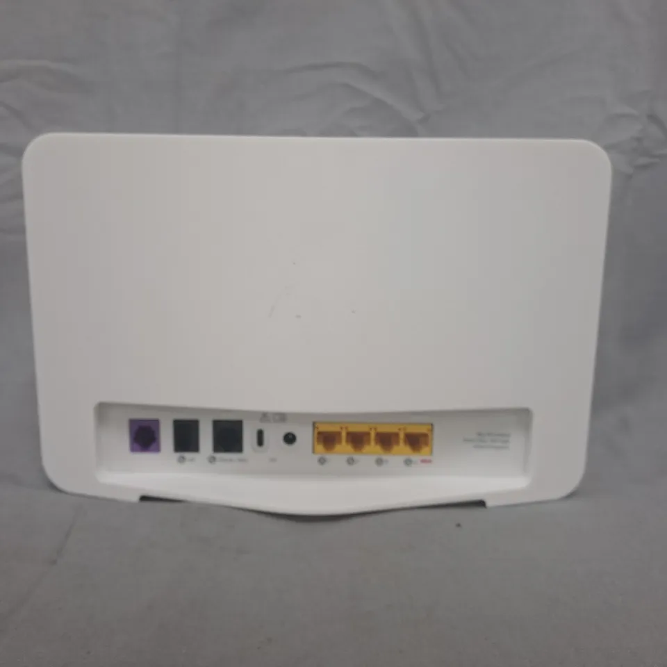 SKY SR213-02-UK-WHT WHITE WIRELESS ROUTER