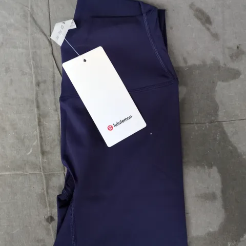 LULULEMON LEGGINGS IN NAVY BLUE SIZE 2