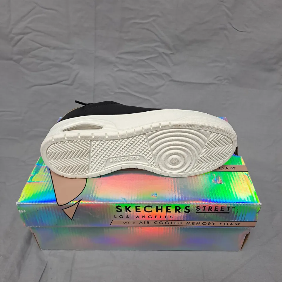SKECHERS STREET LOS ANGELES SNEAKERS – BLACK, MEMORY FOAM - 9