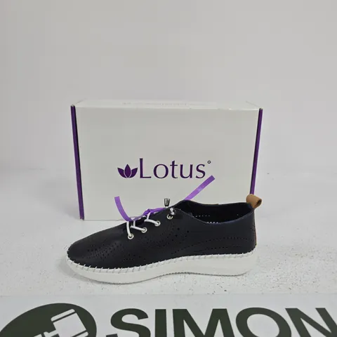 LOTUS LEATHER SHOES β BLACK, WOMENβS SIZE EU 36