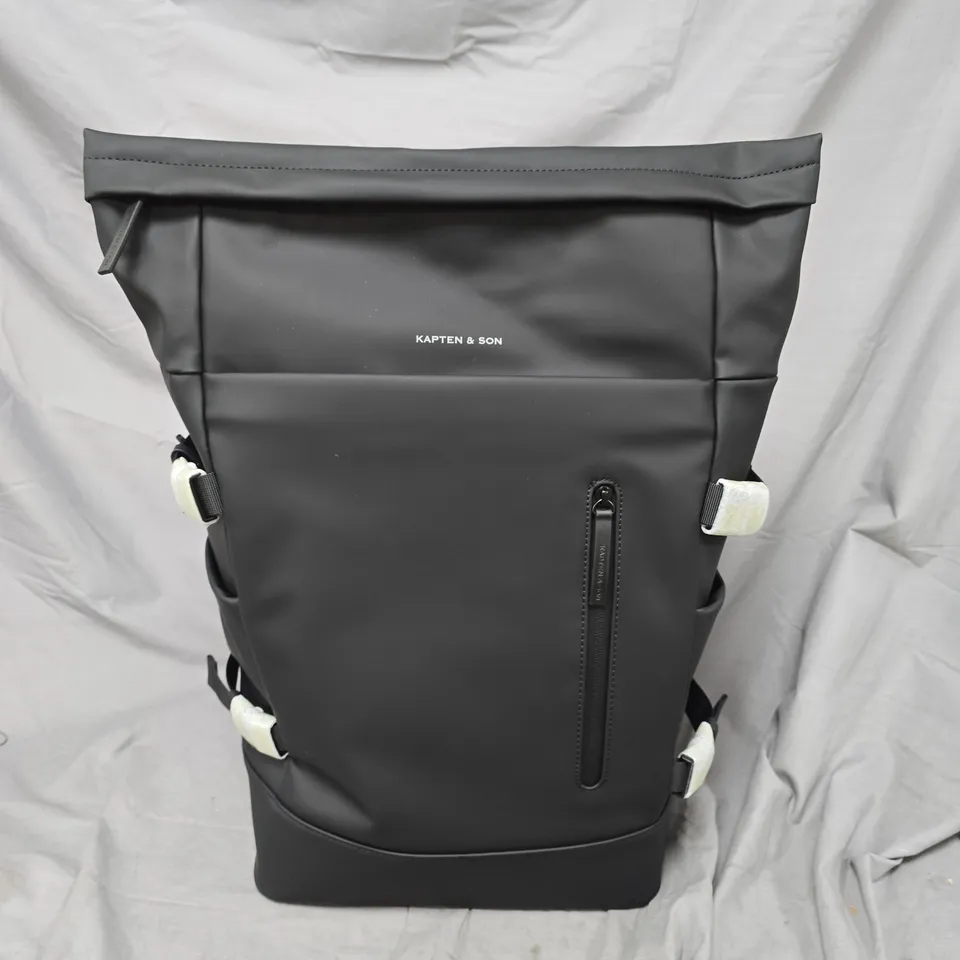 KAPTEN & SON HELSINKI PRO ALL BLACK BAG
